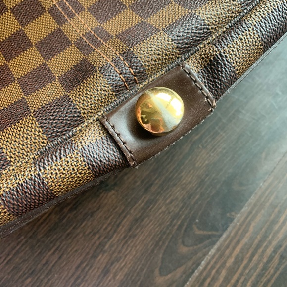Louis Vuitton classic men messenger bag - Picture 13 of 16